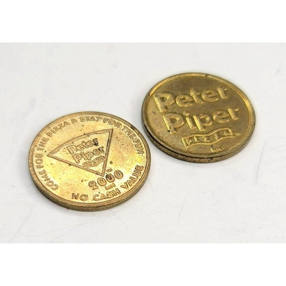 Peter Piper Pizza Rocky Token Arcade Coins Set of Two Gold Tone SC815 - Picture 1 of 4